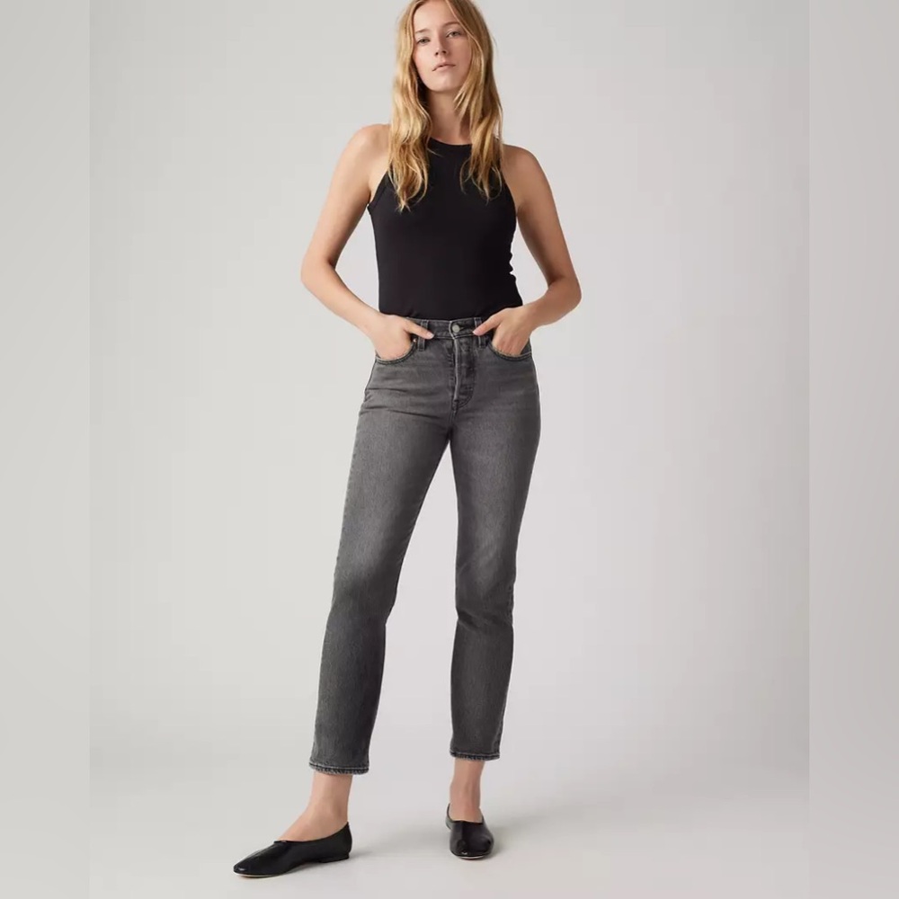 Levi’s Wedgie Straight Black Jeans Size 29